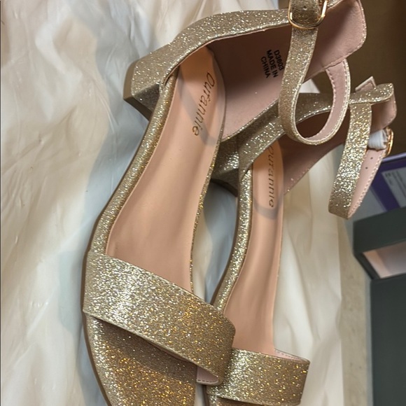 Annie Gold Glitter Heels with Chic Ankle Strap - Picture 3 of 8